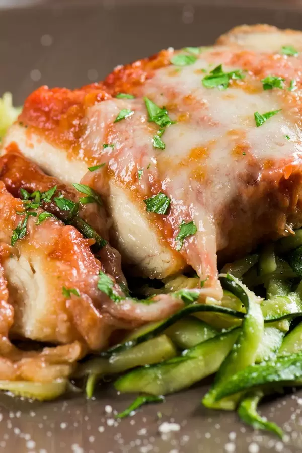 instant-pot-keto-chicken-parmesan Instant pot keto chicken parmesan. The Instant Pot has been a godsend for busy families. With this pressure cooker, you can cook up a storm in no time flat - whether it's your traditional recipes or instant pot Keto chicken parmesan! #instantpot #pressurecooker #chicken #keto #diet #healthy #recipes #lowcarb #glutenfree