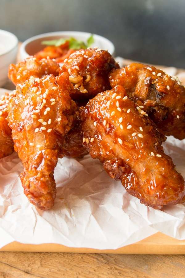 Air fryer keto Korean chicken wings - crispy, crunchy, and baked to perfection. This recipe is gluten-free and keto, but can be cooked in the oven or deep-fried as well. #airfryer #keto #diet #healthy #appetizers 3chickenwings #homemade #recipes #food